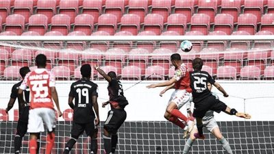 بايرن ميونخ يخسر أمام ماينز ١-٣ في الدوري الألماني