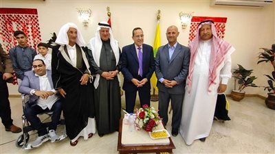 محافظ شمال سيناء يؤكد على اهتمام الرئيس بأبناء سيناء.. المحافظ يستقبل وفدا كنسيا للتهنئة بالعيد