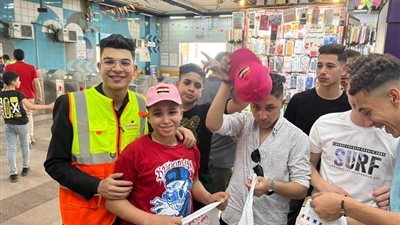 للعام الثاني على التوالي.. النقل تطلق حملة «عيدك عيدنا» بمحطات المترو
