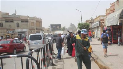 خلال عيد الفطر المبارك.. رفع ٣١ الف طن مخلفات  من شوارع الجيزة 