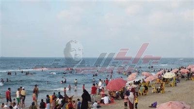 توافد كبير من المصطافين على مصيف بلطيم بكفر الشيخ