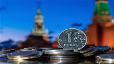 محللون للفاينانشيال تايمز: اقتصاد روسيا بإمكانه تحمل آثار الحظر الأوروبي على النفط الروسي