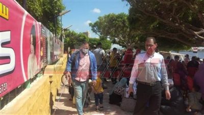 حرصًا على سلامة الزوار.. تطهير حديقة الأسرة والطفولة بدسوق