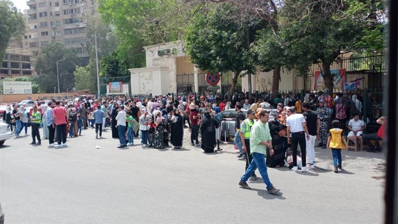 اقبال المواطنين على