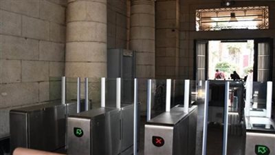 السكة الحديد توضح خطوات استخدام البوابات الإلكترونية الجديدة للتذاكر