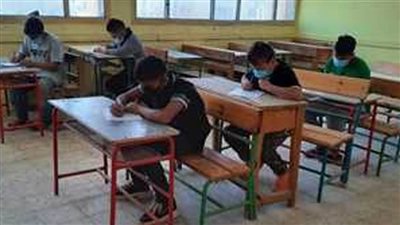 انتظام امتحانات الفصل الدراسي لصفوف النقل في عدد من المحافظات وسط إجراءات احترازية مشددة