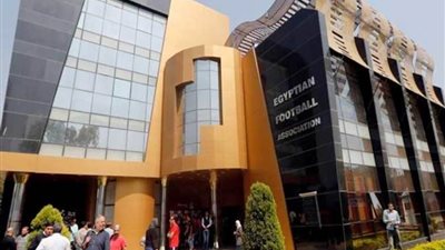 اتحاد الكرة ينعي شهداء الوطن في حادث غرب سيناء الإرهابي