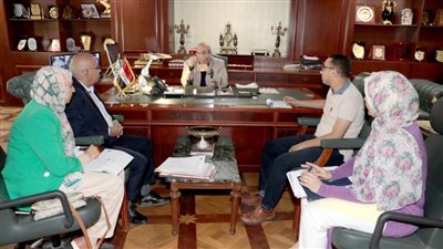 محافظ  بني سويف يتابع المواقف والأسواق ونقاط الإطفاء بقرى حياة كريمة