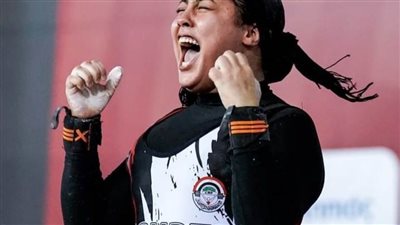 فاطمة صادق تحرز 3 ميداليات برونزية في بطولة العالم لشباب رفع الأثقال