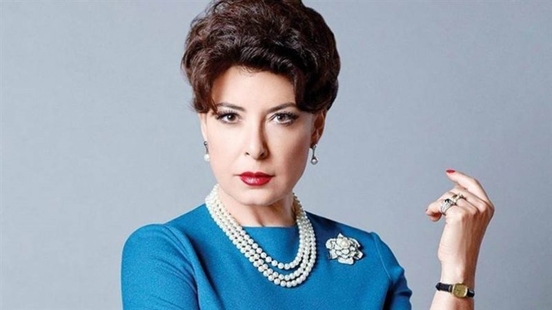 الفنانة أنوشكا