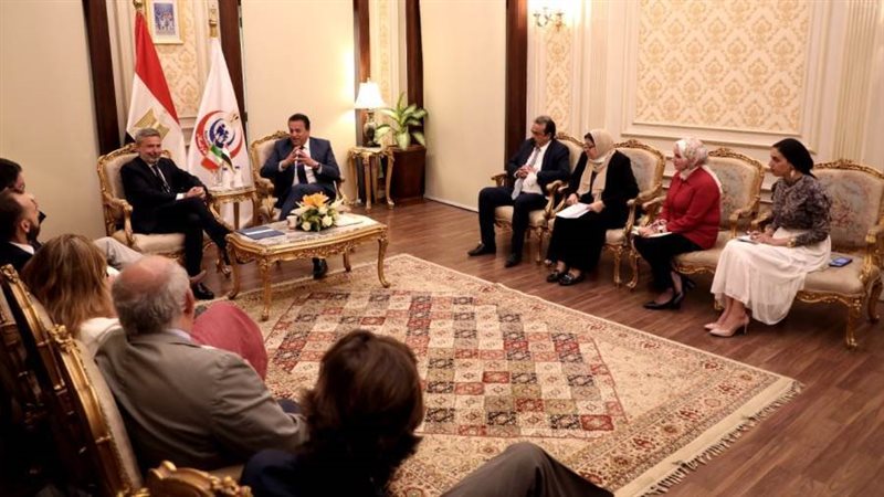 عبدالغفار مع الوفد