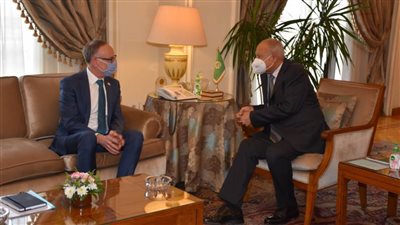 أبو الغيط يستقبل كاتب الدولة للشؤون البرلمانية بكندا