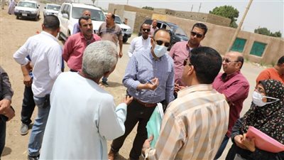 نائب محافظ المنيا يتابع العمل بمصنع تدوير المخلفات الصلبة بالعدوة