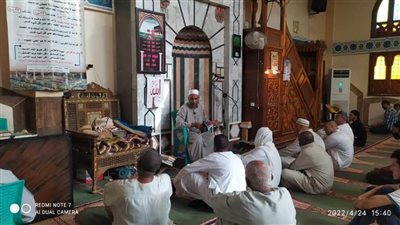 بالصور.. عودة المساجد إلى طبيعتها وانتظام الدروس اليومية بها
