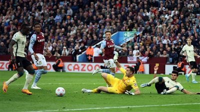 ليفربول يستفيق بفوز صعب على أستون فيلا في البريميرليج