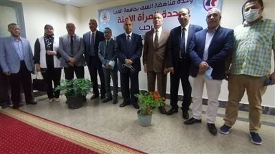  رئيس جامعة المنيا يفتتح وحدة المرأة الآمنة بمستشفى الكبد الجامعي 