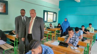 نجاح تطبيق منظومة امتحانات نهاية العام لطلاب الأول الثانوي ببنى سويف 