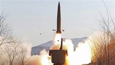 وزير الدفاع الياباني يؤكد إطلاق كوريا الشمالية 3 صواريخ باليستية باتجاه بحر اليابان