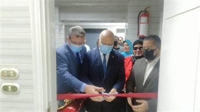رئيس جامعة بنها يفتتح وحدة المرأة الآمنة بالمستشفى الجامعي