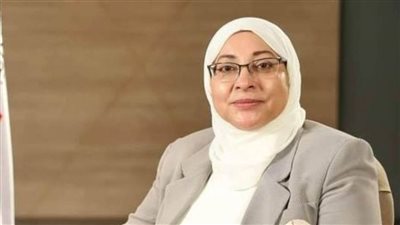 نائب محافظ القاهرة تبحث وضع آلية محددة لتسكين مستحقي عمارات المنيل القديم