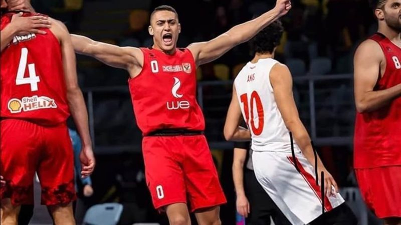 عمرو زهران لاعب سلة