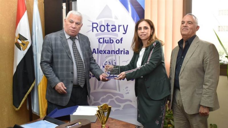 وفد من نادى روتاري