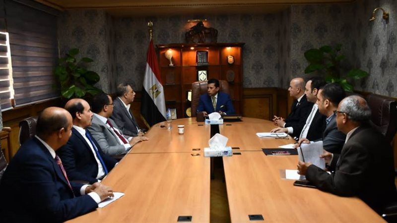 د. أشرف صبحى