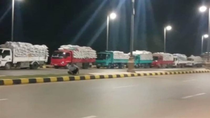 سيارات نقل القمح