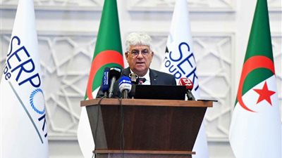 بعد تورطه في قضية فساد.. إقالة مدير مجمع موانئ الجزائر