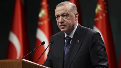 أردوغان يعلن زيارة الإمارات للتعزية بوفاة رئيسها