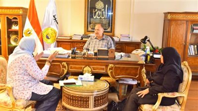 محافظ أسيوط يتابع الأعمال النهائية لتجهيز وتطوير الفرع الرئيسي لمكتبة مصر العامة بالمحافظة تمهيدًا للافتتاح