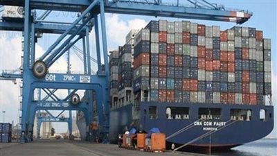 تداول 29 سفينة للحاويات والبضائع العامة بموانئ دمياط