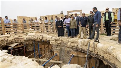 وزير السياحة والآثار يتفقد موقع دير أبو مينا 