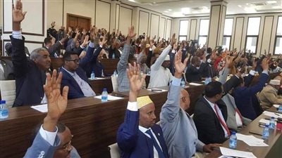  اليوم.. البرلمان الصومالي يختار رئيسًا جديدًا للبلاد من بين 35 مرشحًا