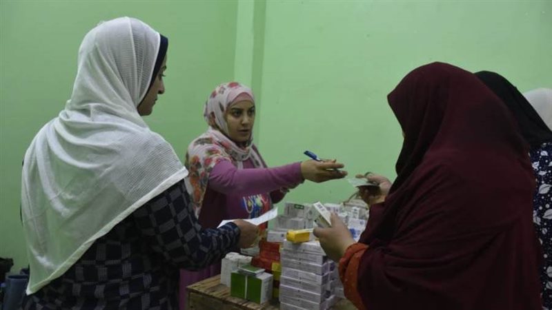 جانب من القافلة الطبية