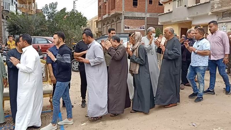 عزاء أهالي القرية