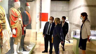 وفد من بنك الاستثمار الأوروبي يزور متحف الحضارة