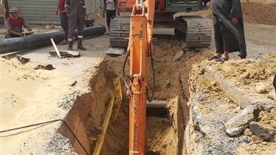 بتكلفة ٦.٨ مليون جنيه البدء في أعمال تطوير منطقة عين بشارة غير المخططة بمدينة الخارجة