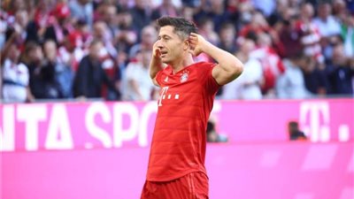 بايرن ميونخ يجتمع سرًا مع كالادزيتش لخلافة نجمه البولندي ليفاندوفسكي