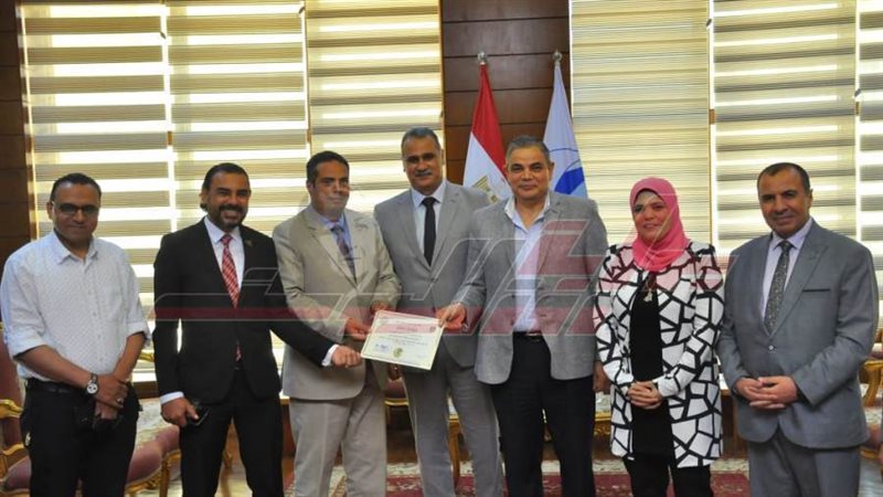 خلال اللقاء