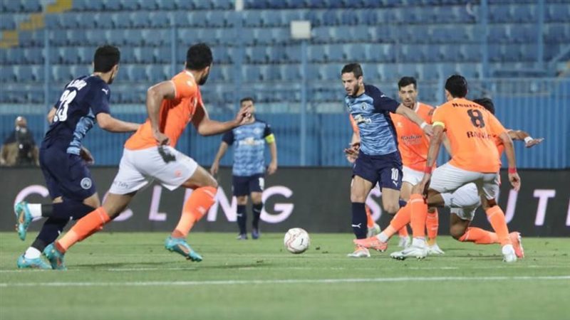 بيراميدز و فاركو