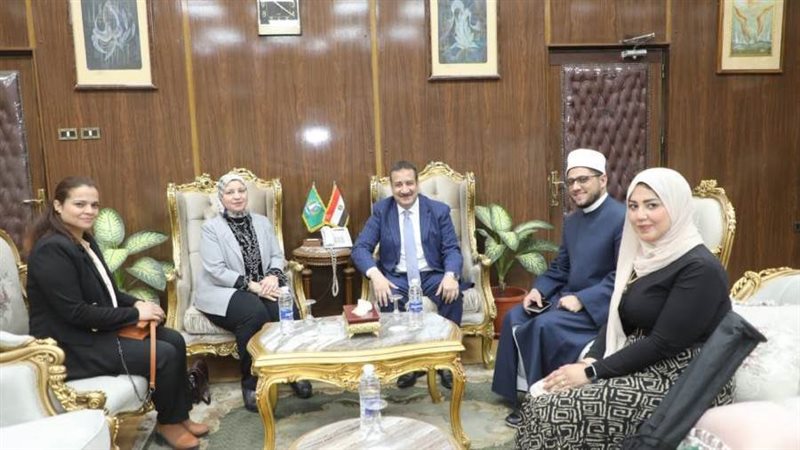 وفد المجلس القومي