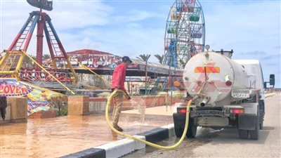 حملات مكثفة لتحسين الخدمات والمرافق بمصيف بلطيم