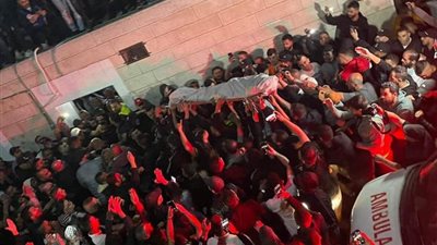 الهلال الأحمر الفلسطيني:71 إصابة في مواجهات الاحتلال خلال جنازة الشهيد وليد الشريف