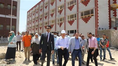 محافظ المنيا قرية «المعصرة» تحظى بنصيب كبير من مشروعات حياة كريمة