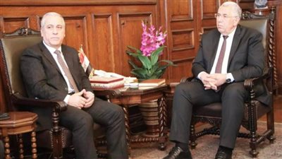 وزير الزراعة يستقبل رئيس 