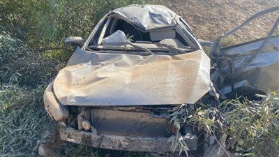 إصابة ٣ أشخاص في حادث تصادم ملاكي وربع نقل بأسيوط الجديدة