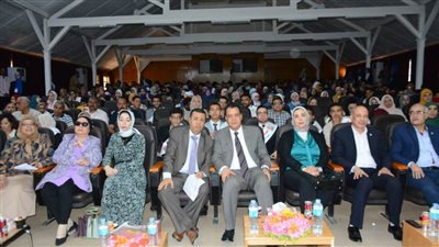 نائب رئيس جامعة أسيوط يشهد حفل تنصيب مجلس اتحاد طلاب كليتي الآداب و الزراعة