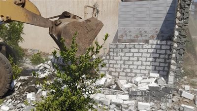 إزالة 12 حالة تعدٍ على الأراضي الزراعية وأملاك الدولة بالبحيرة