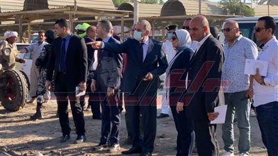 محافظ كفر الشيخ يتفقد موقع إنشاء كوبريين جديدين